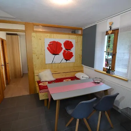 Ferienwohnung Stubaier Herzblut 公寓 *